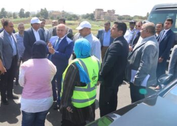 وزير النقل خلال جولة تفقدية للطريق الدائري الإقليمي