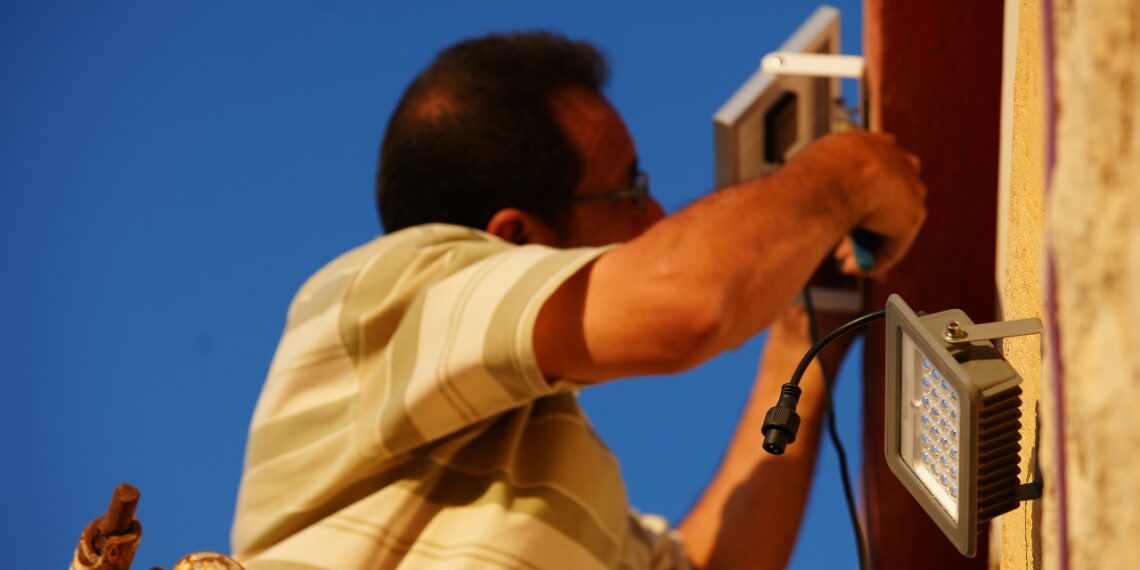 “سيجنيفاي مصر” و “سيجنيفاي للتنمية المجتمعية” تتعاونان مع “مصر الخير” لتوفير حلول إضاءة مستدامة بالمناطق الأكثر احتياجًا