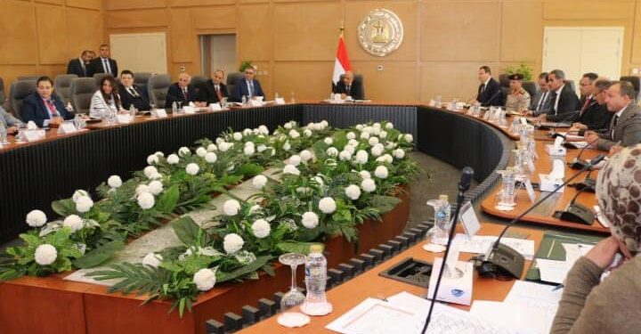 خلال ترأسه أول اجتماع لمجلس إدارة الجهاز التنفيذي للإشراف على مشروعات إنشاء المحطات النووية لتوليد الكهرباء