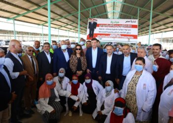 وزيرا التنمية المحلية والزراعة ،مشروع الإنتاج الحيواني ،مجمع تمور الوادي الجديد