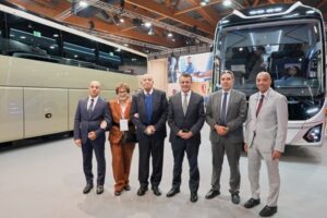 جيوشي لصناعة وسائل النقل تشارك بجناح كبير لأحدث منتجاتها في معرض “Busworld 2025” ببروكسل