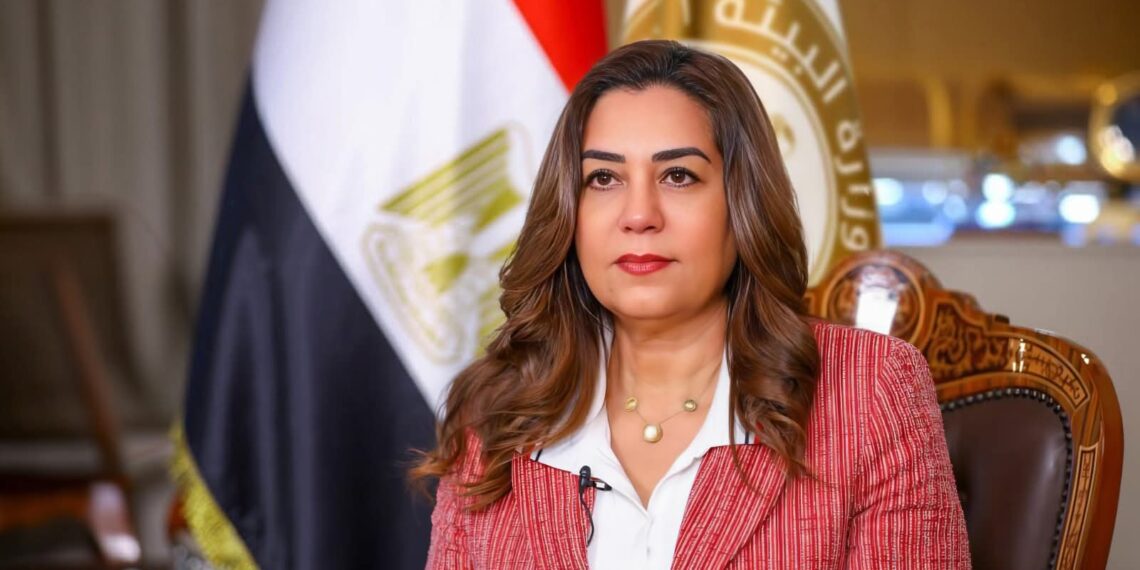 وزيرة البيئة تعلن إزالة 18 ألف متر من الشباك المخالفة لحماية الطيور المهاجرة