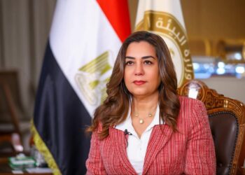 وزيرة البيئة تعلن إزالة 18 ألف متر من الشباك المخالفة لحماية الطيور المهاجرة