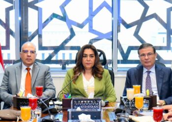 وزاء التنمية المحلية والبيئة والرى والزراعة يناقشون تأثير تغير المناخ على الأمن الغذائي في مصر