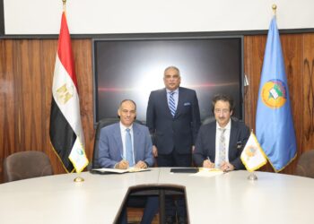 الهيئة القومية للبريد وجامعة طنطا يوقعان بروتوكول تعاون