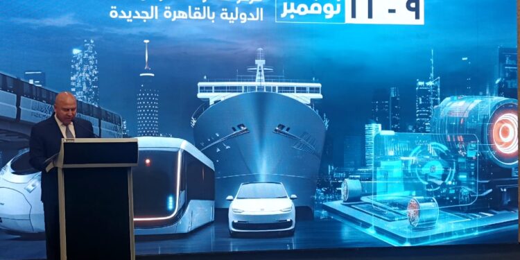 كامل الوزير: الصناعة والنقل شريان التنمية والمعرض الدولي يفتح مرحلة جديدة من التكامل الاقتصادي