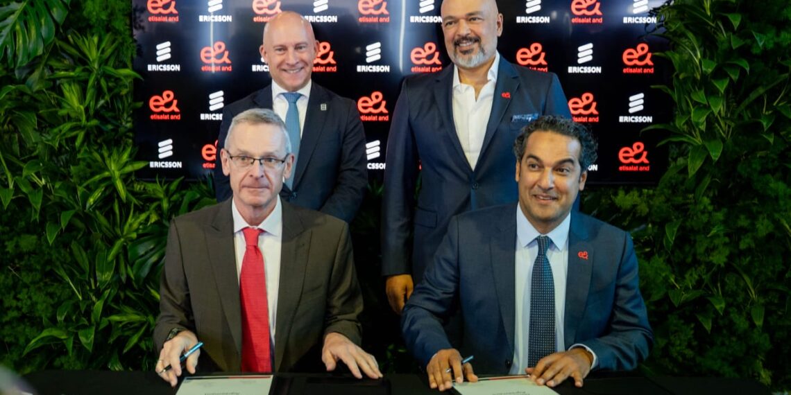 إريكسون وإي آند مصر توقعان اتفاقية مدتها أربع سنوات