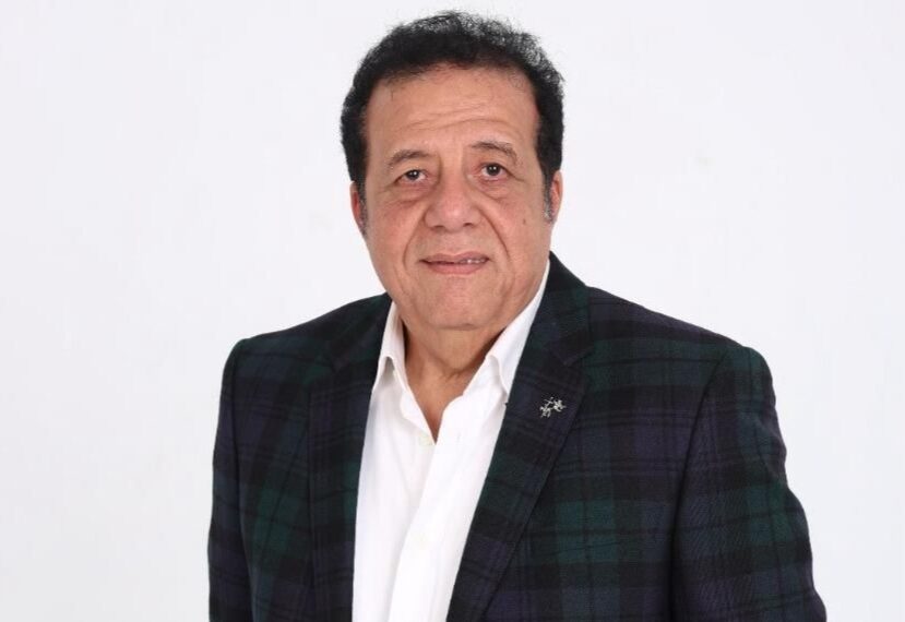 الدكتور عاطف عبد اللطيف