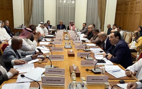 الاجتماع الرابع والعشرين المشترك للجنة الفنية للنقل البرى والبحرى والمتعدد الوسائط، التابعة للأمانة الفنية لمجلس وزراء النقل العرب