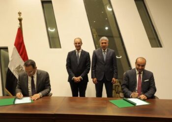 توقيع بروتوكولي تعاون بين وزارة السياحة والآثار ووزارة الاتصالات وتكنولوجيا المعلومات