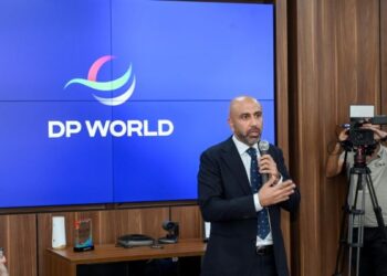 دي بي ورلد – مصر تحتفل بافتتاح المعامل المركزية الصناعية المتكاملة