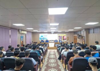 سكك حديد مصر تنظم ندوة توعية بجامعة الازهر.....