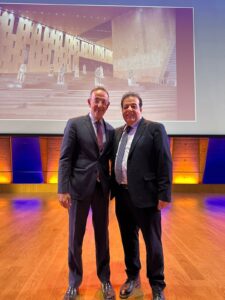 عاطف عبد اللطيف يشارك في احتفالية منظمة اليونسكو بافتتاح المتحف المصري الكبير