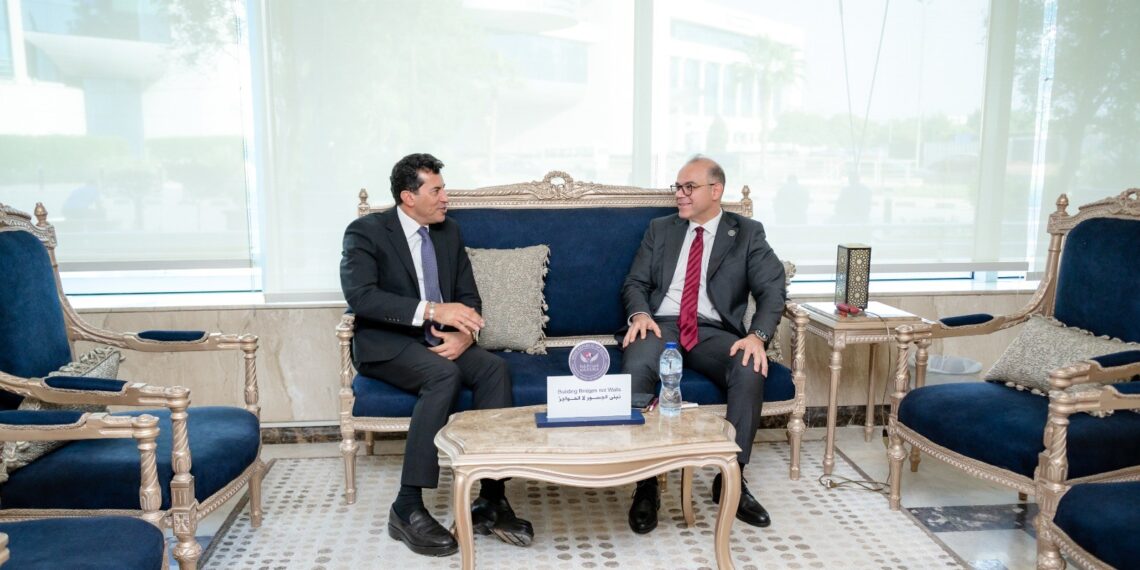 رئيس هيئة الرقابة المالية ووزير الشباب والرياضة يشهدان حفل توزيع جوائز مسابقة Y-Champions