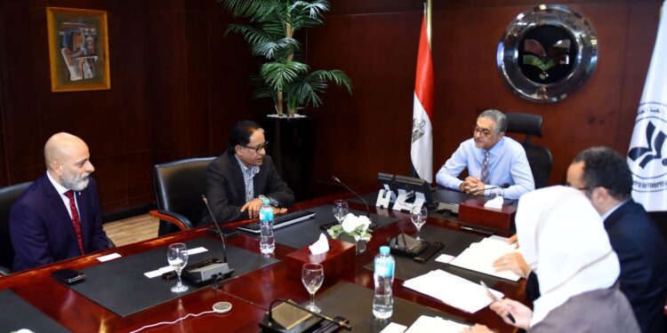 “ديستني إنرجي سنغافورة” تستهدف إنتاج 100 ألف طن متري من الأمونيا الخضراء سنوياً في مصر