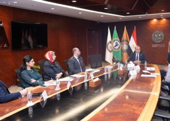 الدكتور محمد فريد يستعرض جهود تطوير سوق رأس المال في مصر مع وفد “سيتي بنك”