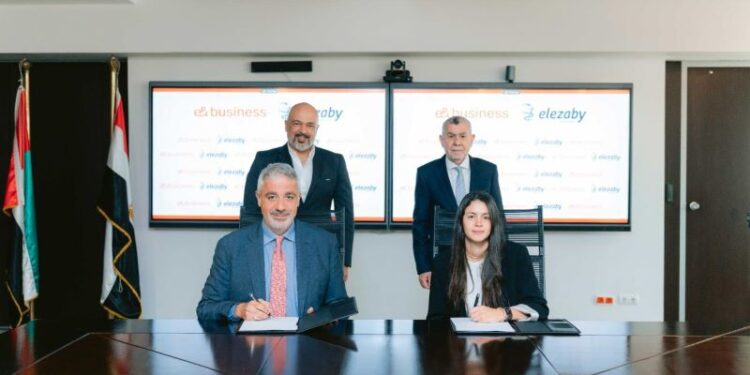 e& busines تدعم التحول الرقمي لصيدليات العزبي