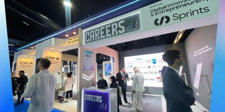 مئات الزوار يعيشون تجربة مستقبل العمل في معرض GITEX Expand North Star