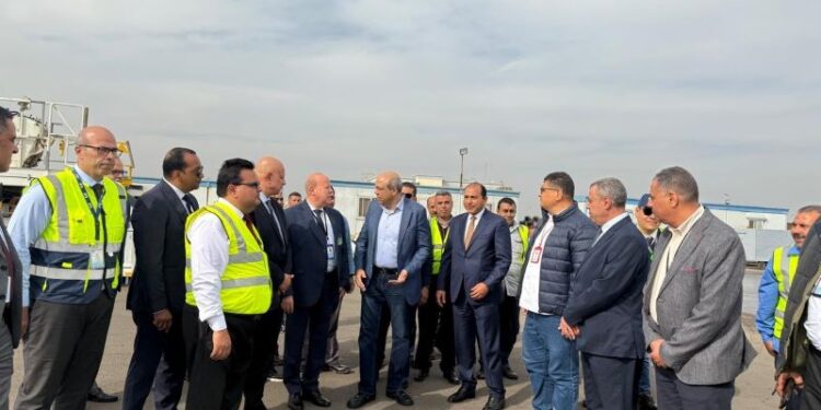 مطارا القاهرة وسفنكس الدوليين يشهدان حركة تشغيل مكثفة
