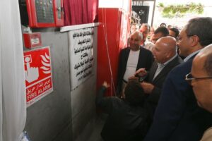 وزير الصناعة والنقل يتفقد منطقتي "قفط" و"هو" الصناعيتين بمحافظة قنا