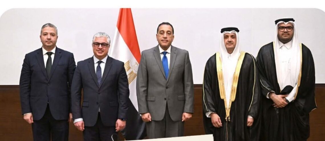 تنفيذ مشروع لإنتاج وقود الطائرات بمنطقة السخنة بتكلفة استثمارية 200 مليون دولار