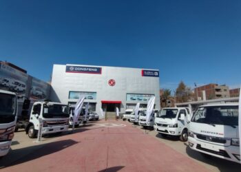 بدء التصنيع المحلي لسياراتها التجارية من دونج فينج