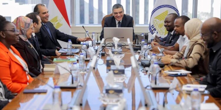 هيئة الشراء الموحد تستقبل وفد المركز الأفريقي لمكافحة الأمراض والوقاية