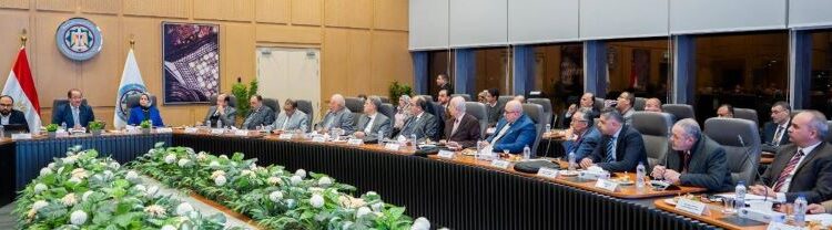 وزير المالية.. في حوار مفتوح مع أعضاء مكاتب المحاسبة وخبراء الضرائب