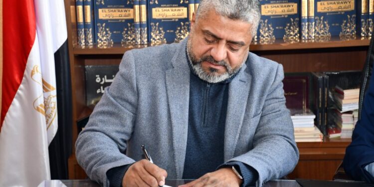 توزيع دار المعارف .. «خا-مث .. ثمن الظلال» رواية جديدة لـ حسام رضا الجمل بمعرض الكتاب