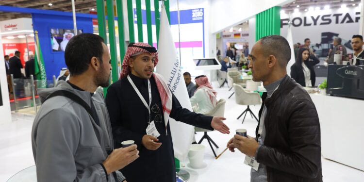 «بلاستيكس» 2026 يفتتح أبوابه في القاهرة ببرنامج مؤتمرات جديد ومشاركة صناعية دولية واسعة