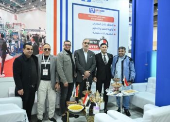 بالصور..إقبال عربي وأجنبي غير مسبوق على جناح شركة الجبر في بلاستيك مصر 2026