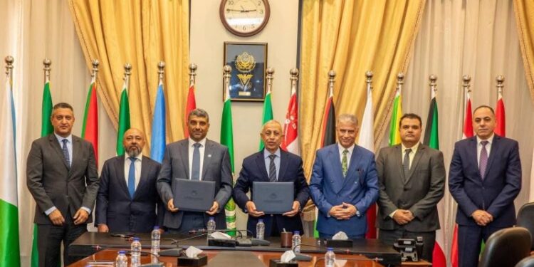 «الأكاديمية العربية» توقع إتفاقية تعاون مع شركة «نفط الكويت»