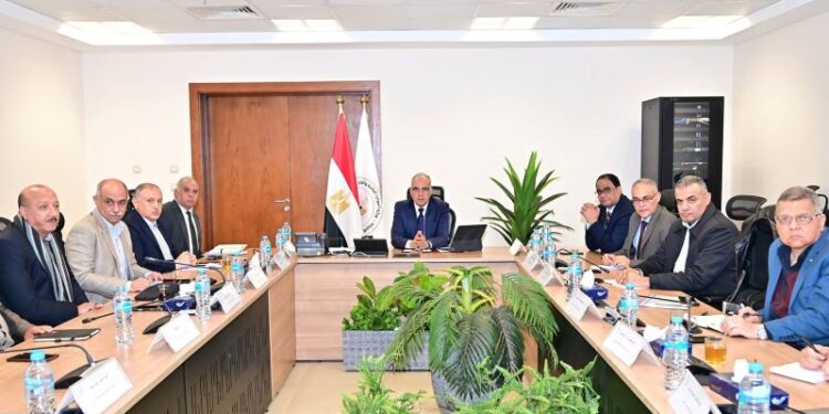 الاجتماع الدوري للجنة الدائمة لتنظيم إيراد نهر النيل