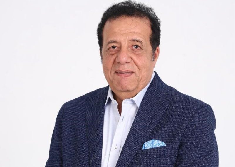 الدكتور عاطف عبد اللطيف