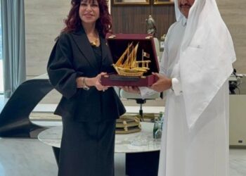 «الشيخ خليفة بن جاسم ال ثاني» يمنح جائزة الكفاءة العلمية والمسؤلية الاجتماعية ل «هدى يسى»