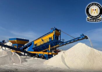 النصر للملاحات مستمرة في شحن كميات إضافية من الملح المغسول