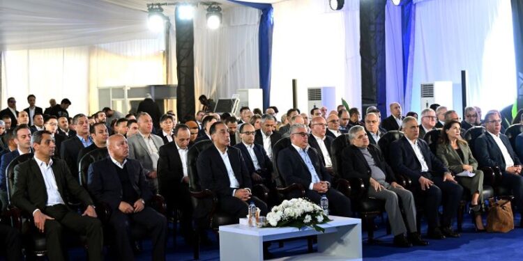 بدء فعاليات الاحتفال بميناء السخنة بحضور رئيس الوزراء