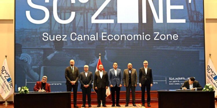 رئيس الوزراء يشهد توقيع اتفاقيات وعقود إنشاء مشروعين متكاملين