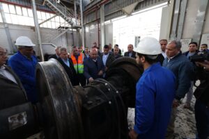 وزير النقل يتفقد ورش إيرماس 