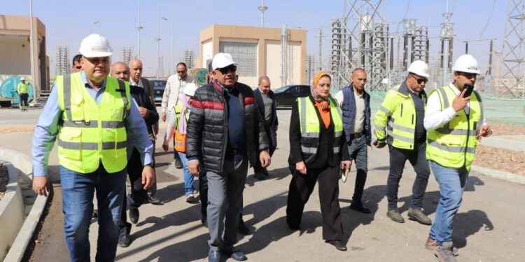وزير الكهرباء: تنسيق وتعاون مع الأشقاء في السعودية لإنهاء مراحل الاختبارات وبدء التشغيل والربط الكهربائي على الشبكة خلال الأسابيع المقبلة