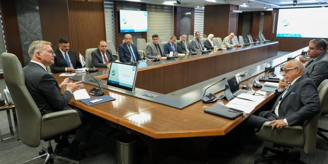 مباحثات مع عدد من الشركات لضخ استثمارات جديدة في مجالات البحث والاستكشاف للذهب والمعادن