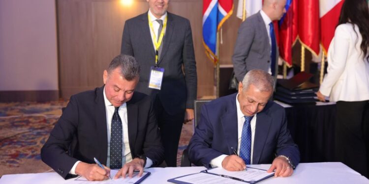 «سكاي بورتس» و«كلية الهندسة بالأكاديمية العربية» توقعان بروتوكول تعاون في مجالات الاستشارات والتدريب والابتكار والبحث العلمي والصناعة والتوظيف