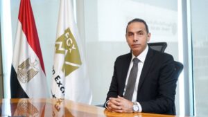 الدكتور إسلام عزام