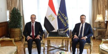 خلال مراسم التسليم والتسلم