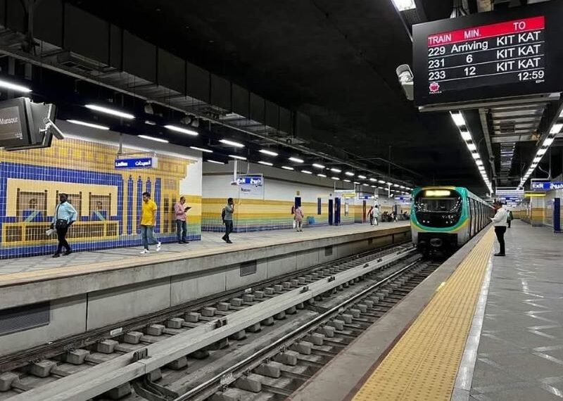 مواعيد التشغيل لخطوط المترو الثلاثة والقطار الكهربائي الخفيف