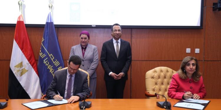 وزير الاتصالات يشهد توقيع مذكرة التفاهم