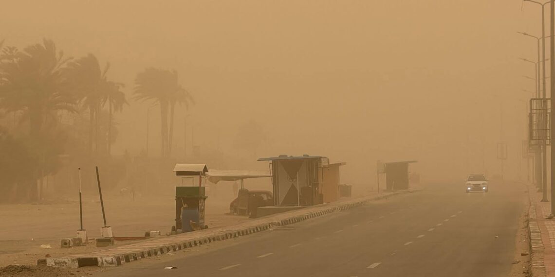 متابعة سوء الأحوال الجوية وعدم الاستقرار في الطقس بالمحافظات