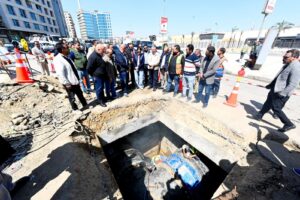 وزيرة الإسكان تتابع أعمال ربط خط مياه الشرب الرئيسي بزهراء المعادي