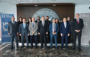  الدكتور إسلام عزام رئيس هيئة الرقابة المالية يلتقي بالعاملين