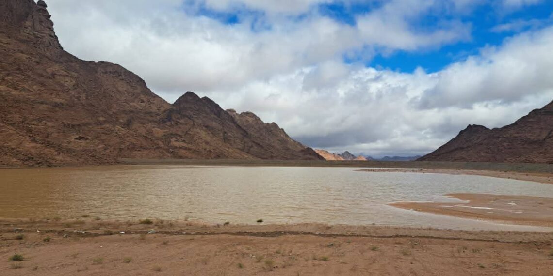 تعرف على حصاد الأمطار والسيول التي تعرضت لها محافظات شمال وجنوب سيناء والبحر الأحمر ومطروح